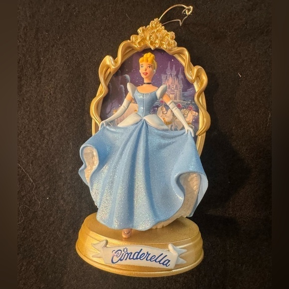NWT Vintage Cinderella Hallmark Keepsake Ornament - Picture 1 of 7